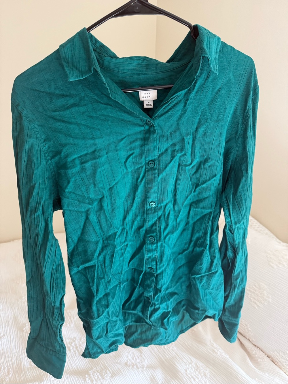 A New Day Women’s Teal Button-Up Shirt, size M